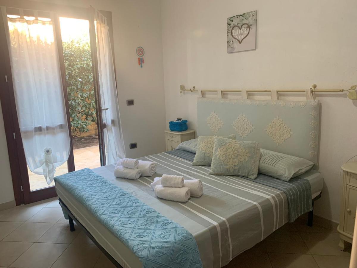 La Casa Azzurra Appartement La Maddalena  Buitenkant foto