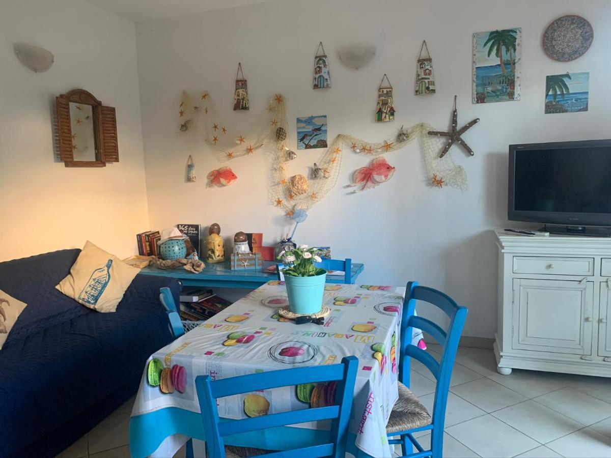 La Casa Azzurra Appartement La Maddalena  Buitenkant foto